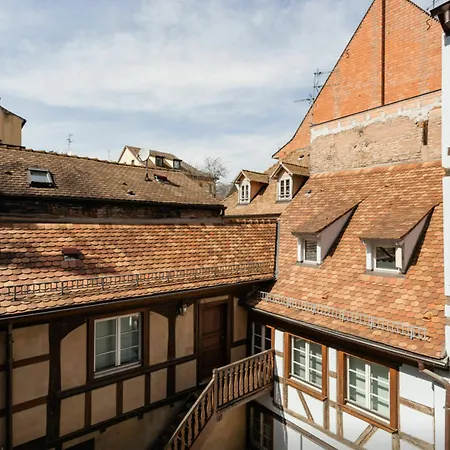 Grand Rue 2 Apartment