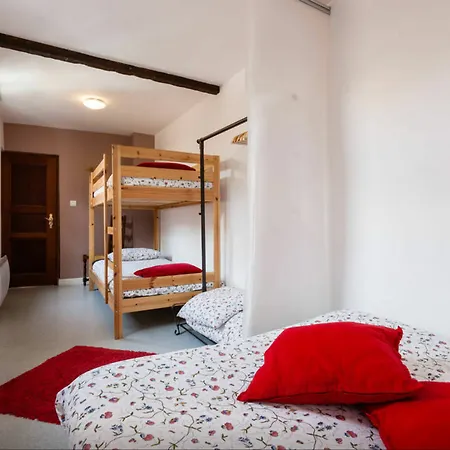 Grand Rue 2 Apartment